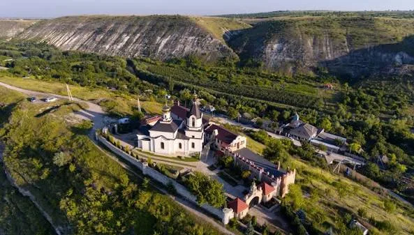 Кредит на путешествие по Молдове